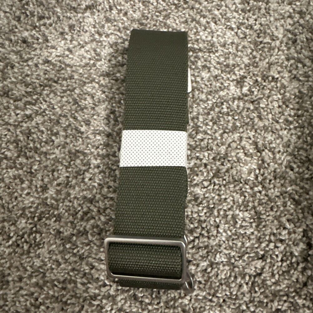 Away Mini Travel Crossbody Bag Olive Green Brand New - Picture 6 of 7